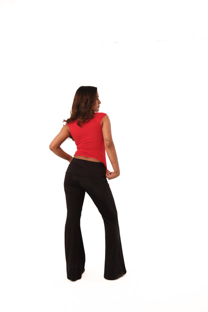 RED SWEETHEART NECK TOP