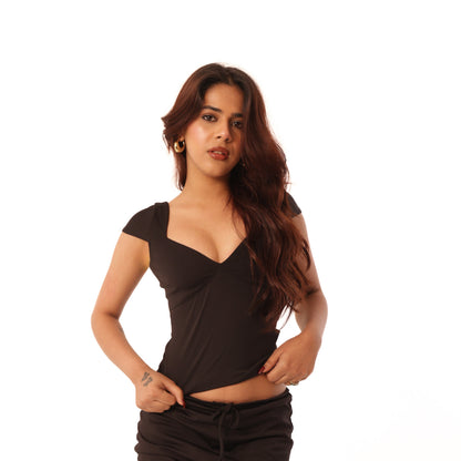 BLACK SWEETHEART NECK TOP